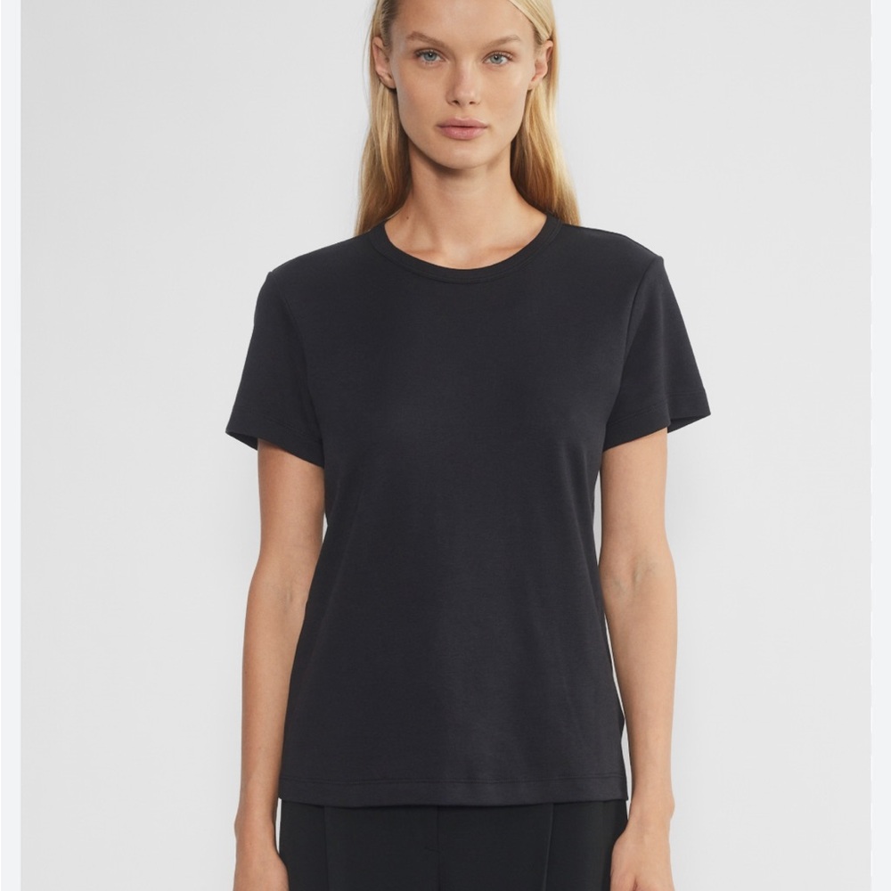 Aritzia Babaton Wirth tee